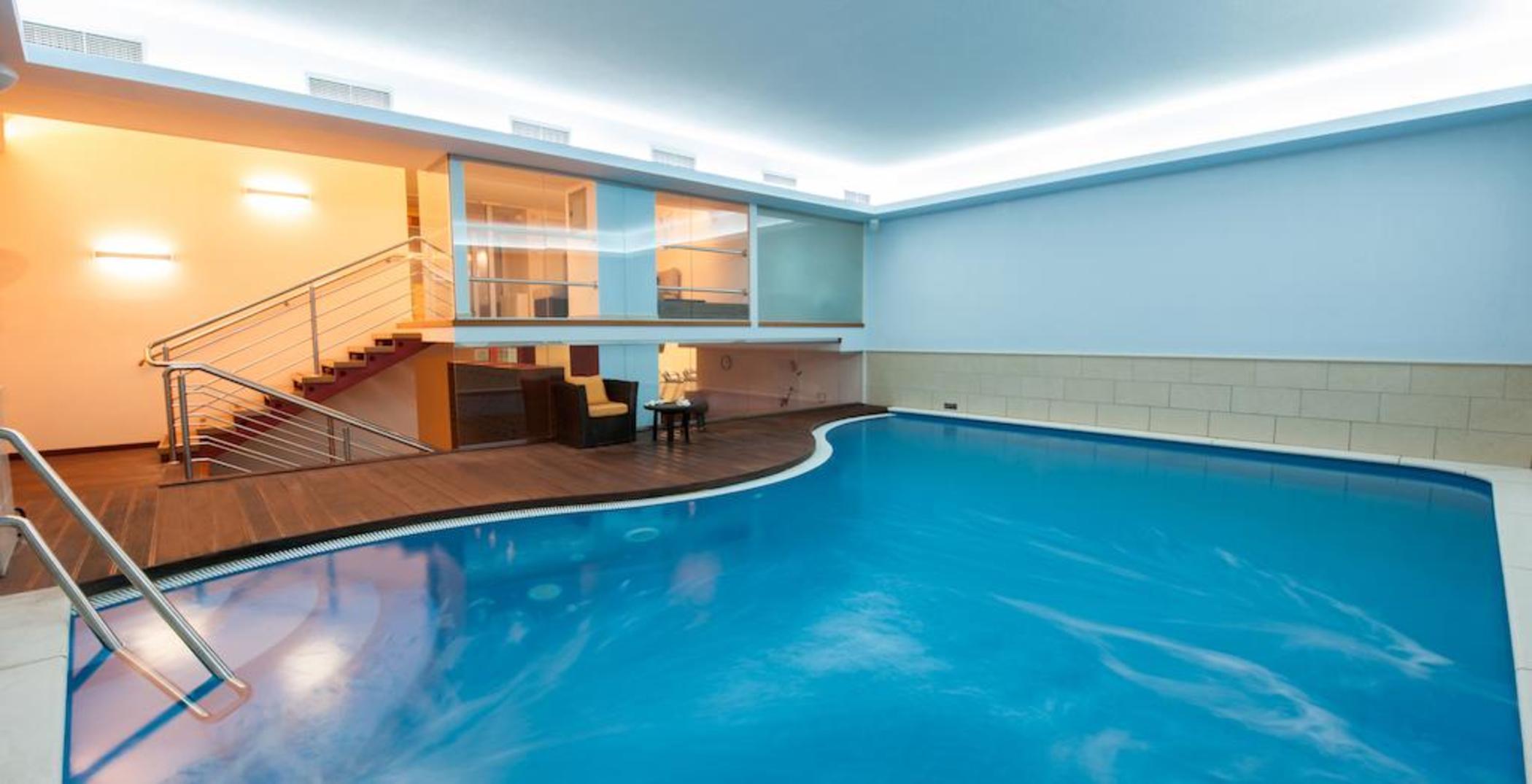 Royal Ariston Hotel Dubrovnik Exterior photo The swimming pool at the hotel