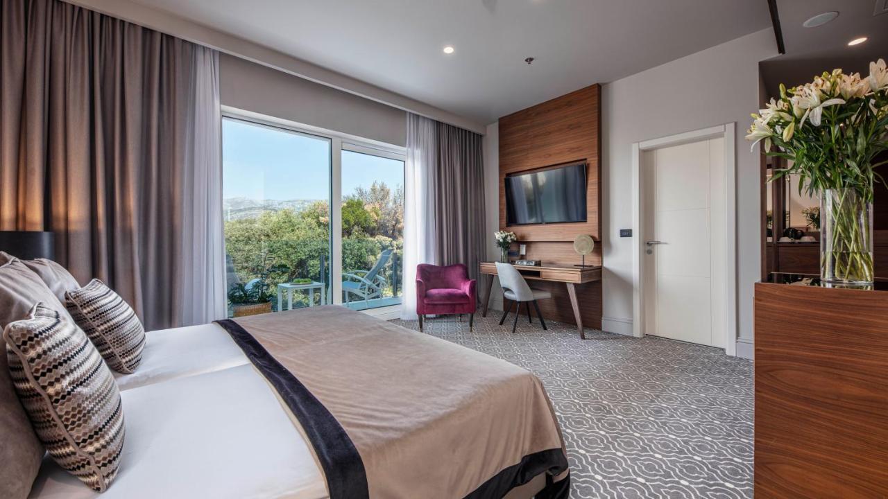 Royal Ariston Hotel Dubrovnik Exterior photo Deluxe room